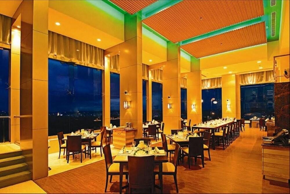 Royal Orchid Central Bangalore, Mg Road Exterior photo