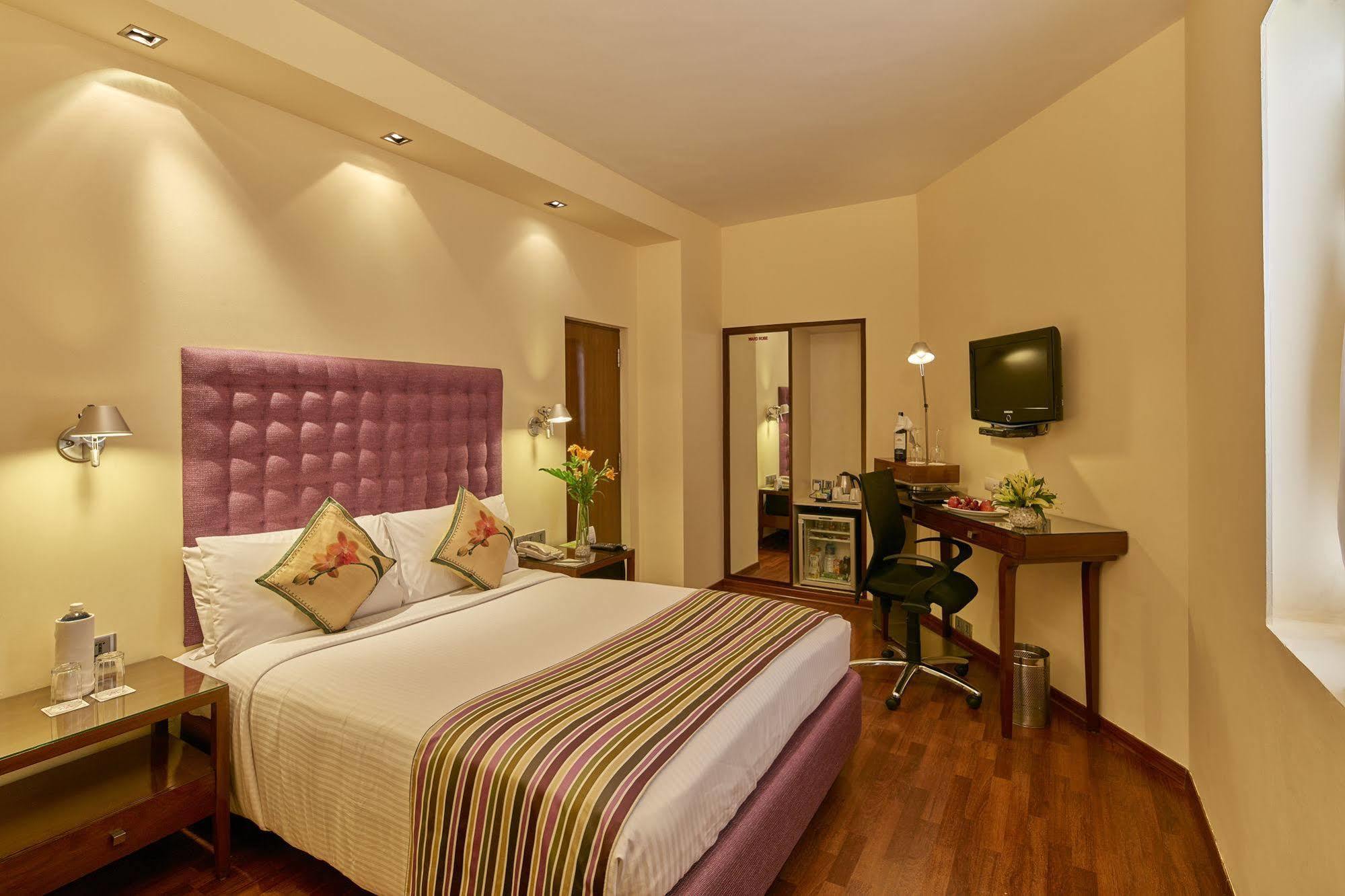 Royal Orchid Central Bangalore, Mg Road Exterior photo